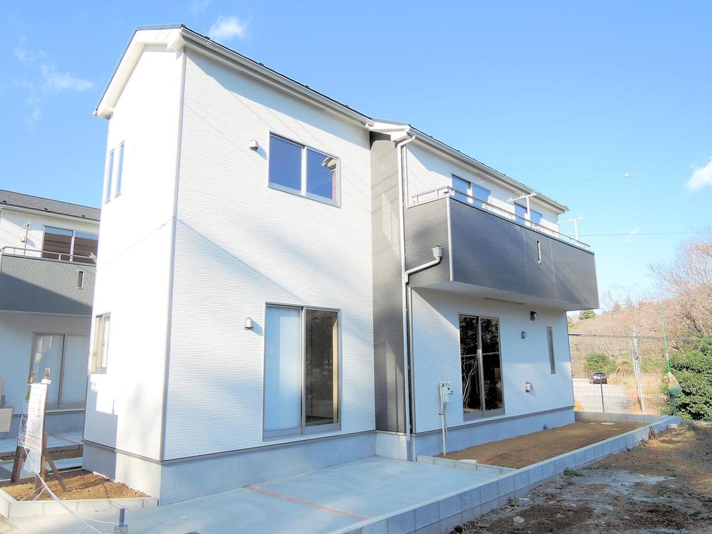 Local appearance photo.  ※ Building 3 Local (12 May 2013) Shooting