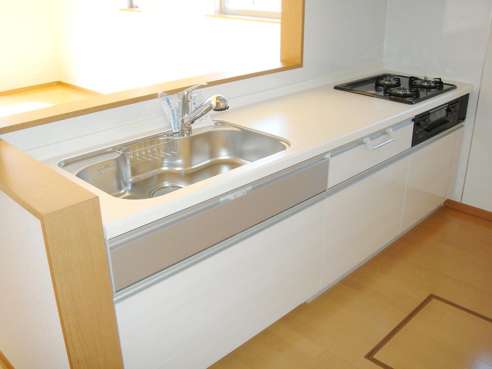 Kitchen. 6 Building Cupboard equipped hanging with lift-down function