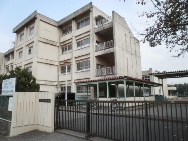 Primary school. 298m until the Chiba Municipal Wakamatsudai Elementary School