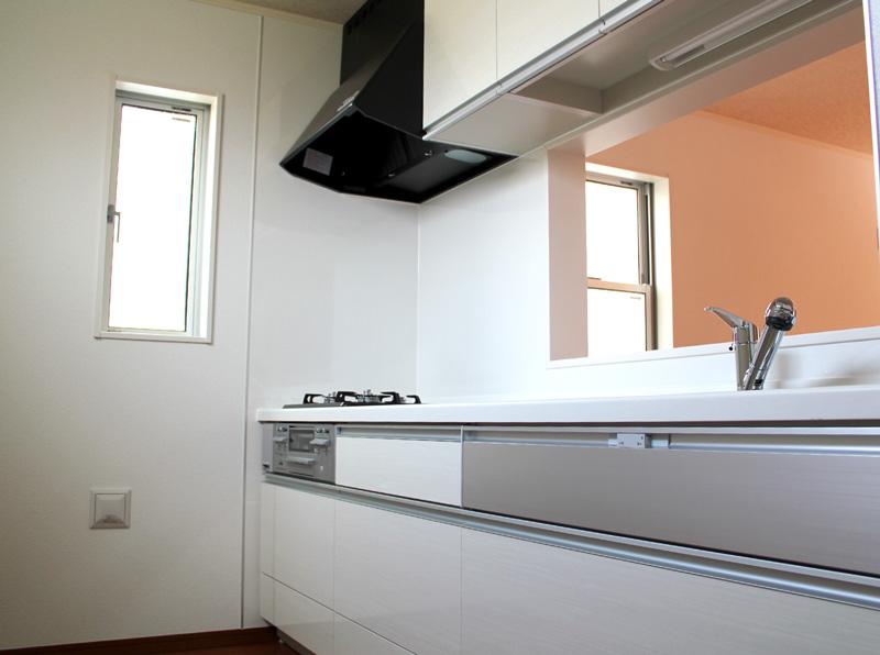 Same specifications photo (kitchen). Same specifications Photo: color by the kitchen (each Building is different. I type face-to-face kitchen: kitchen with a wide Children, Or to cook with my master, There is wide enough that allow you to help your dishwashing. )