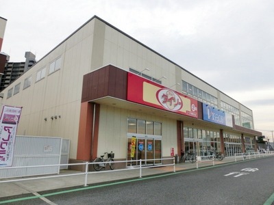 Other. Daiso (other) up to 200m