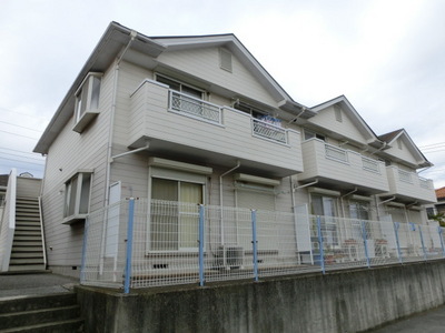 Building appearance. Location of a 9-minute walk from Mitsuwadai Station