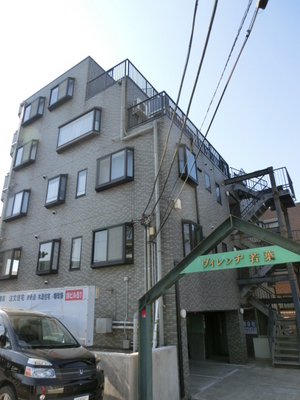 Building appearance. Tsuga Station 8 min. Walk Mansion Type