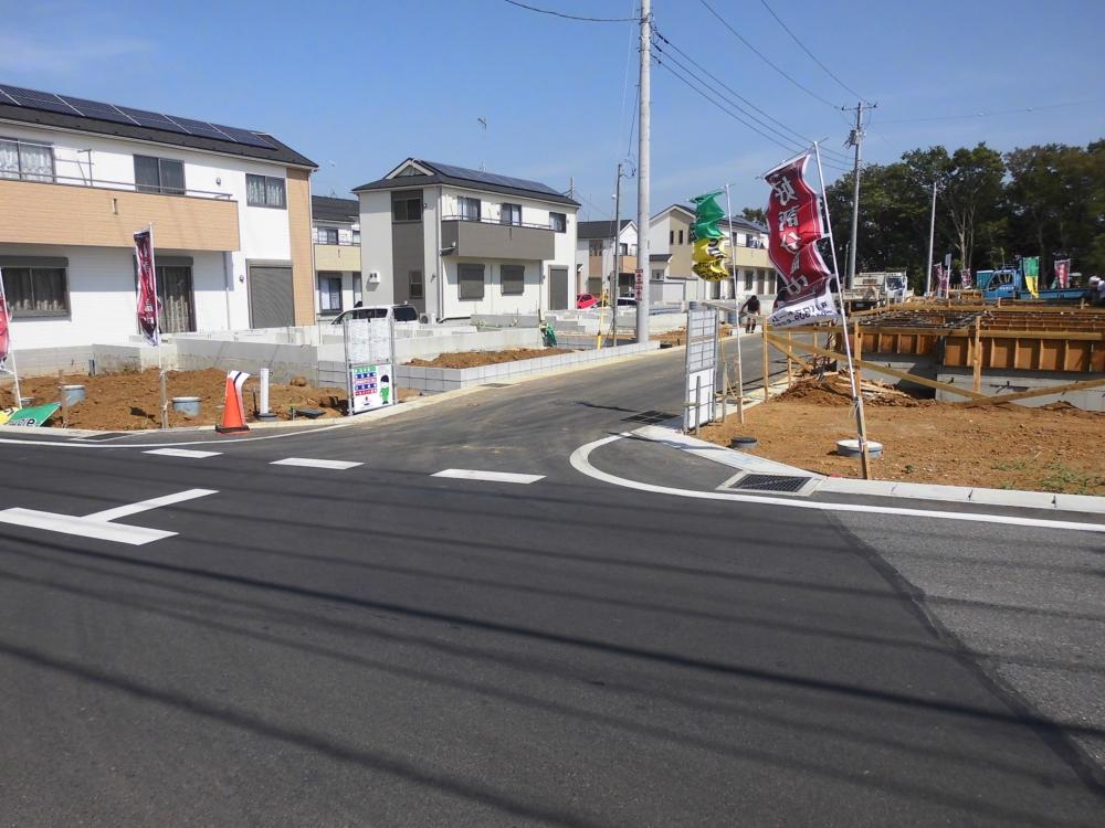 Local photos, including front road