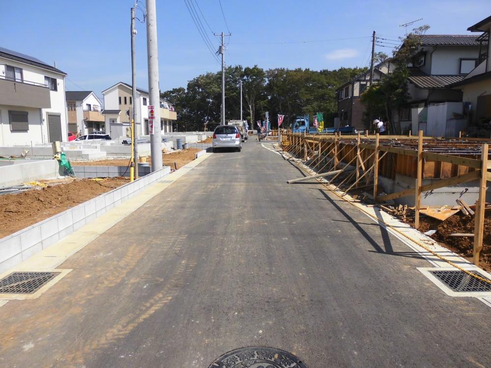 Local photos, including front road