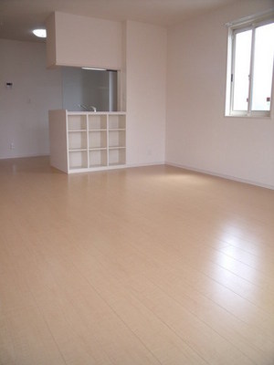 Other room space. 16 Pledge is a spacious living room