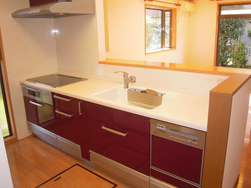 Kitchen. Indoor (11 May 2014) Shooting