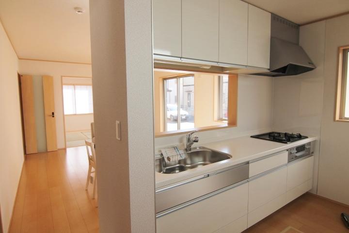 Kitchen.  ■ j completed already ■ Building 2 is of the kitchen.