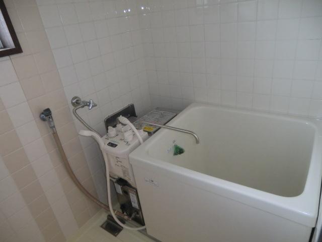 Bath. It is an old type, but I know add cooking function