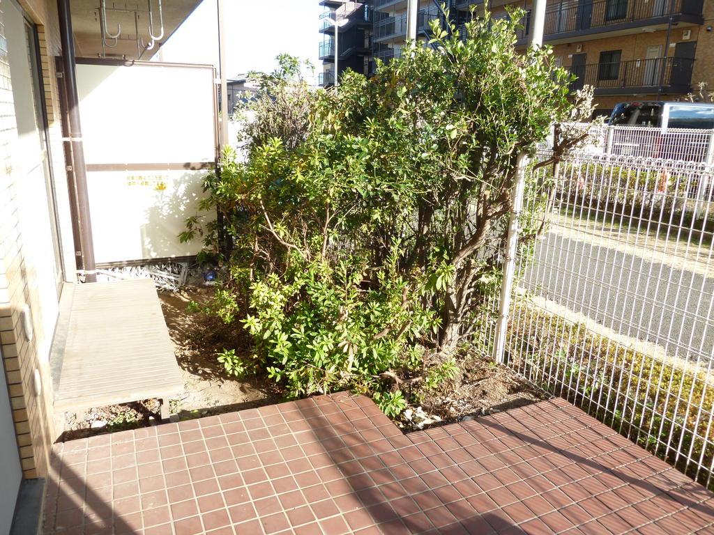 Garden. There is a private garden next to the terrace.