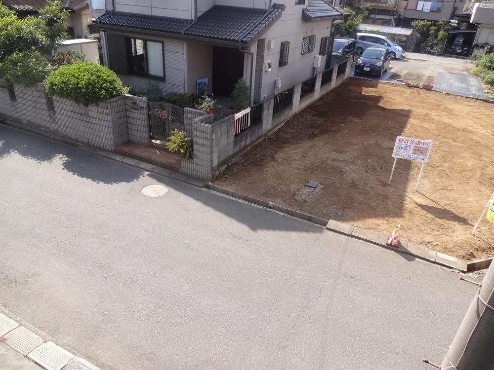 Local photos, including front road. Local (September 2013) Shooting