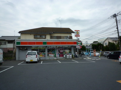 Convenience store. 650m until Thanksgiving Funabashi Maehara store (convenience store)