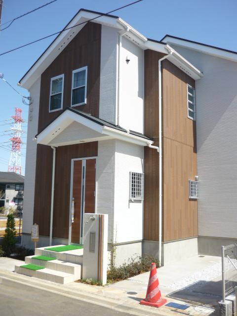 Local appearance photo. Local model house photo