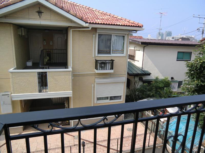 Balcony. Living room balcony facing south ・ Sunny