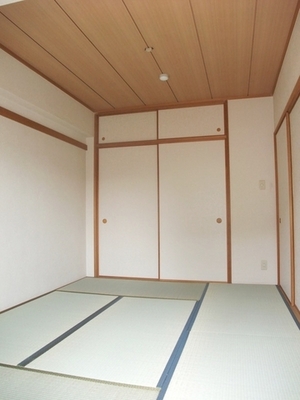 Other. Japanese-style room will spread even more space and connect with the LD.