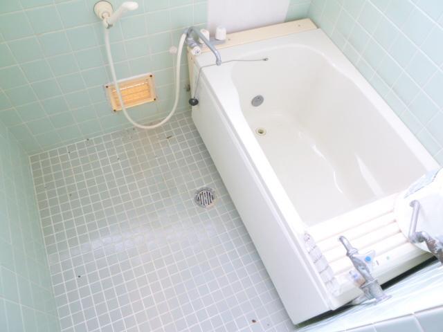 Bath. It is a bath with a reheating.