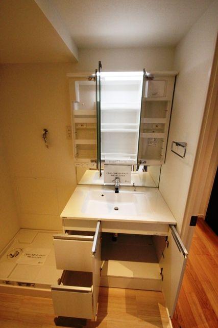 Funabashi, Chiba Prefecture Hamacho 1