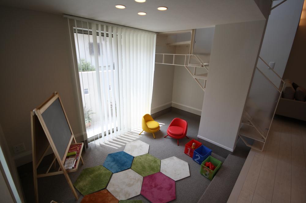 Model house photo. Model house 1