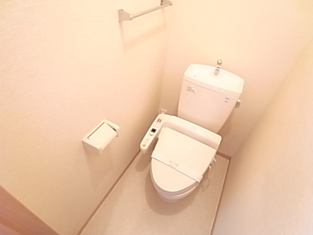 Toilet. Washlet is also equipped. 