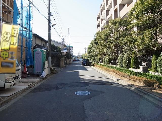 Local photos, including front road. Flat 35S Available