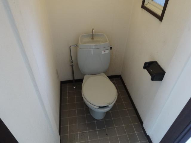 Toilet. Washlet is also possible mounting