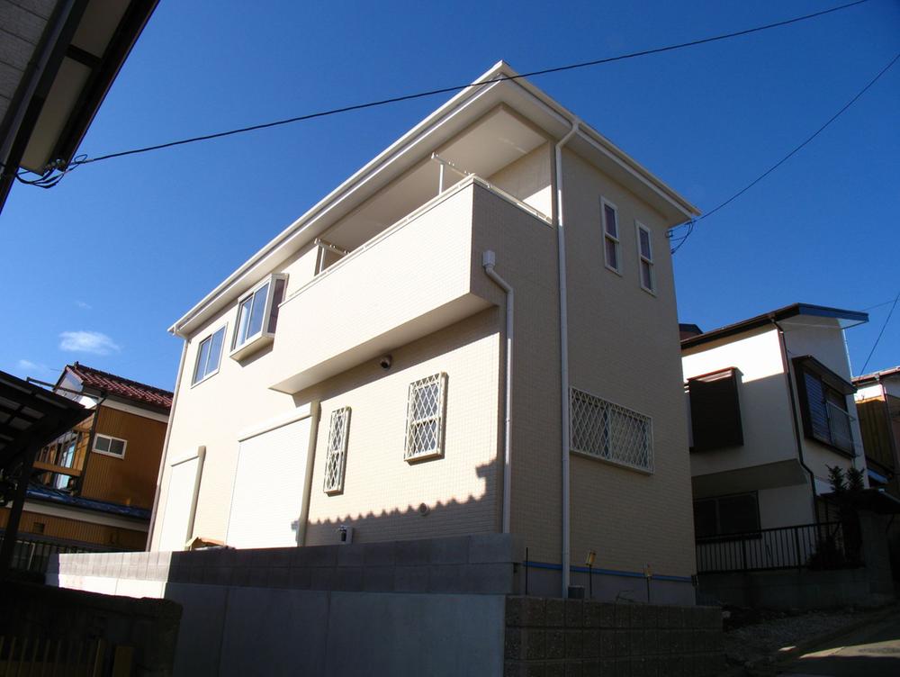 Local appearance photo. South sunny in the terraced field