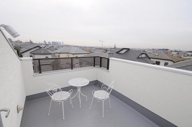 Same specifications photos (appearance). Sky balcony construction cases