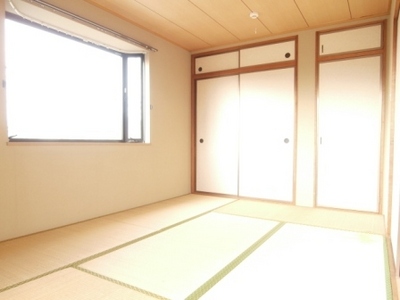 Living and room. I'm glad Japanese-style room ☆