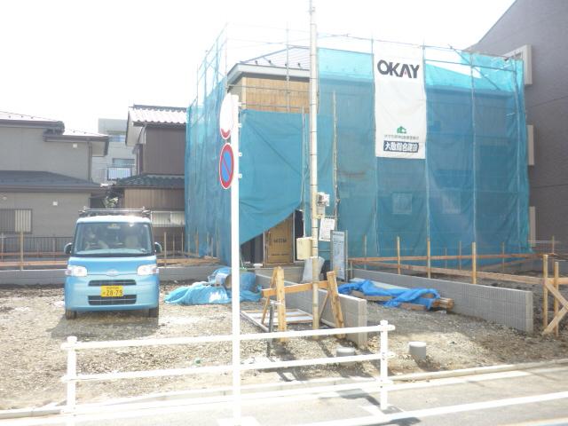 Local appearance photo. Local (11 May 2013) Shooting