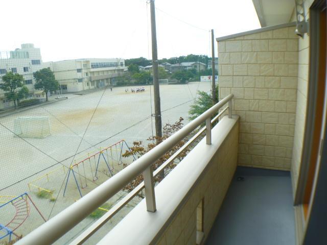 Balcony. Facing south, School is the front of the eye