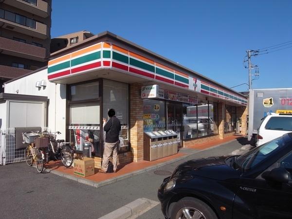 Convenience store. Seven-Eleven Funabashi Kitamoto 536m up to 2-chome-cho