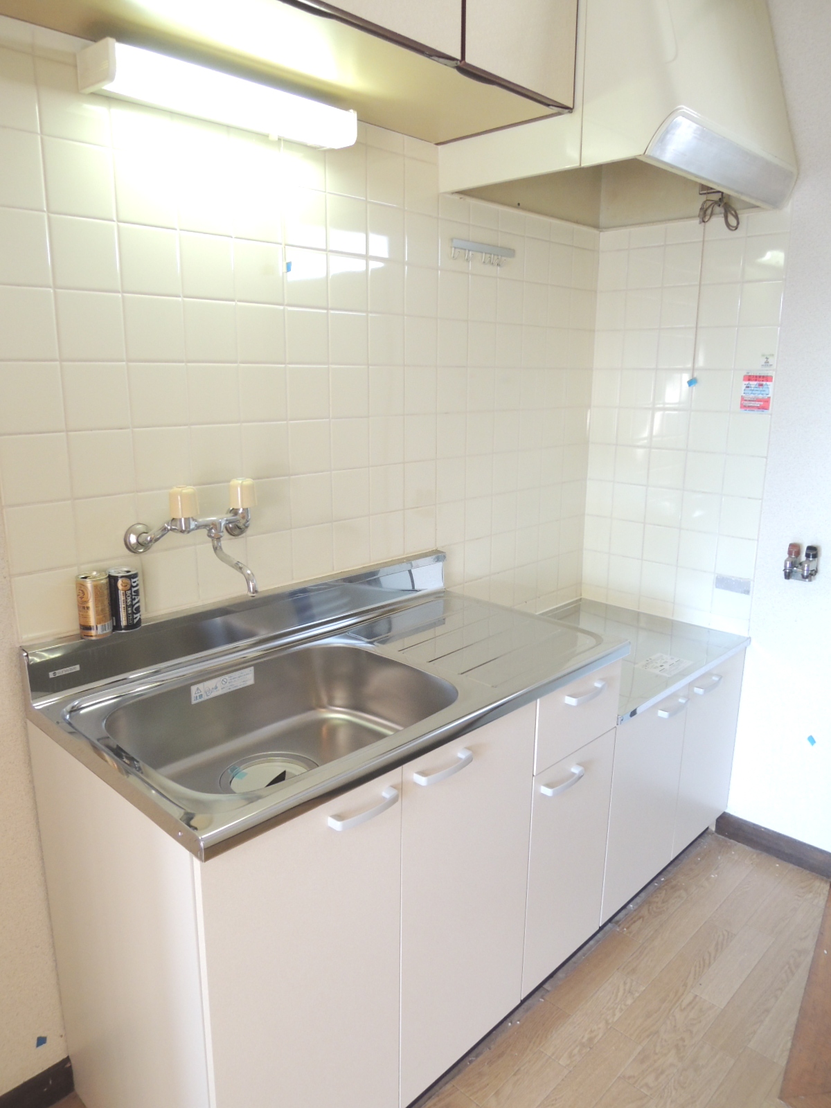 Kitchen. Glad gas stove installed Allowed to those of self-catering faction