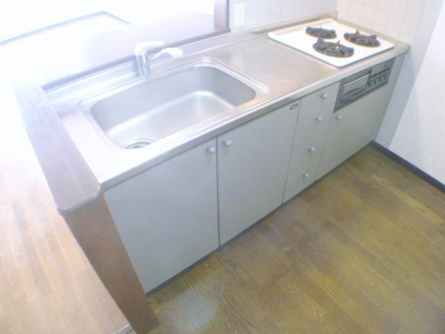 Kitchen. 3-neck is a system Kitchen