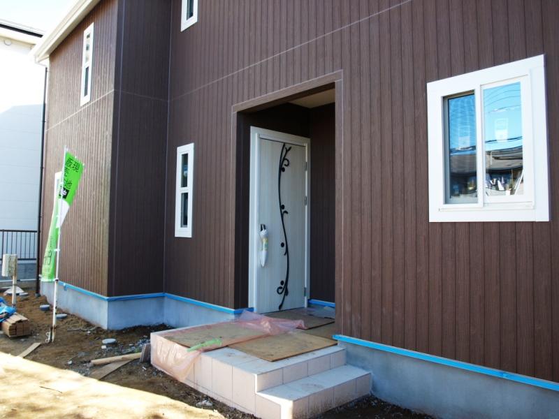 Local appearance photo. Local (12 May 2013) Shooting