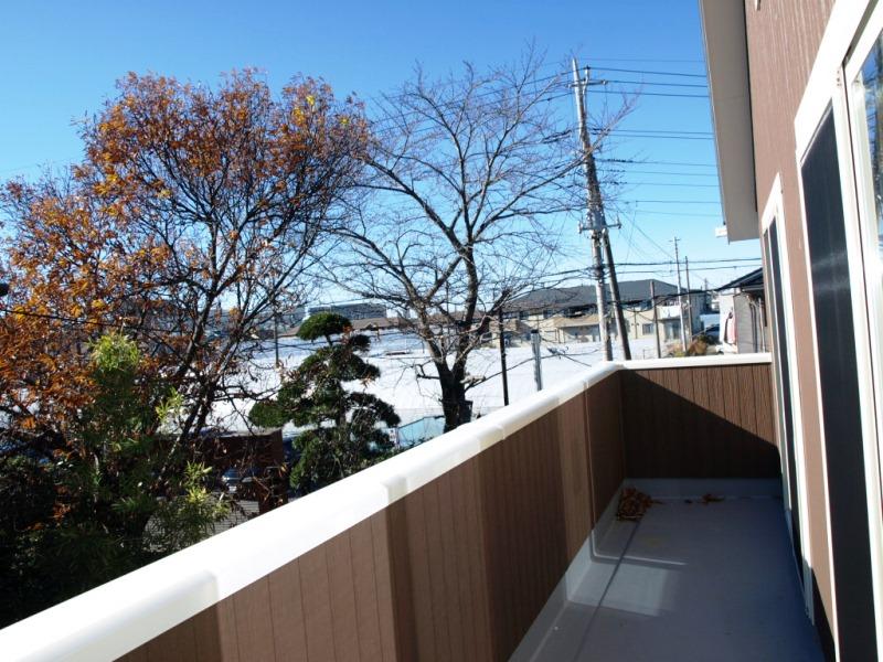 Local appearance photo. Local (12 May 2013) Shooting