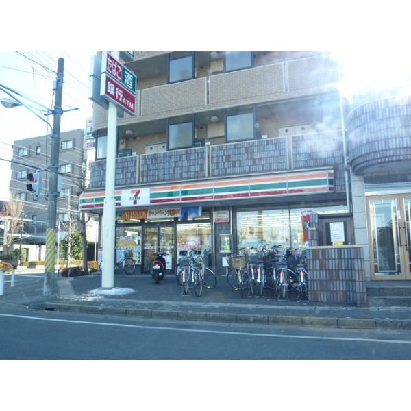 Convenience store. Seven-Eleven Higashifunahashi 2-chome up (convenience store) 364m