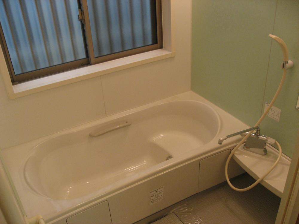 Bathroom. Bath that can sitz bath. In body and mind Pokkapoka long bath in the cold season.