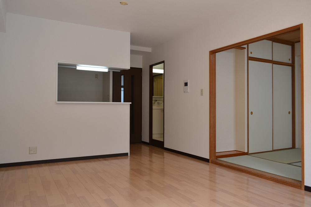 Living. Indoor (11 May 2013) Shooting