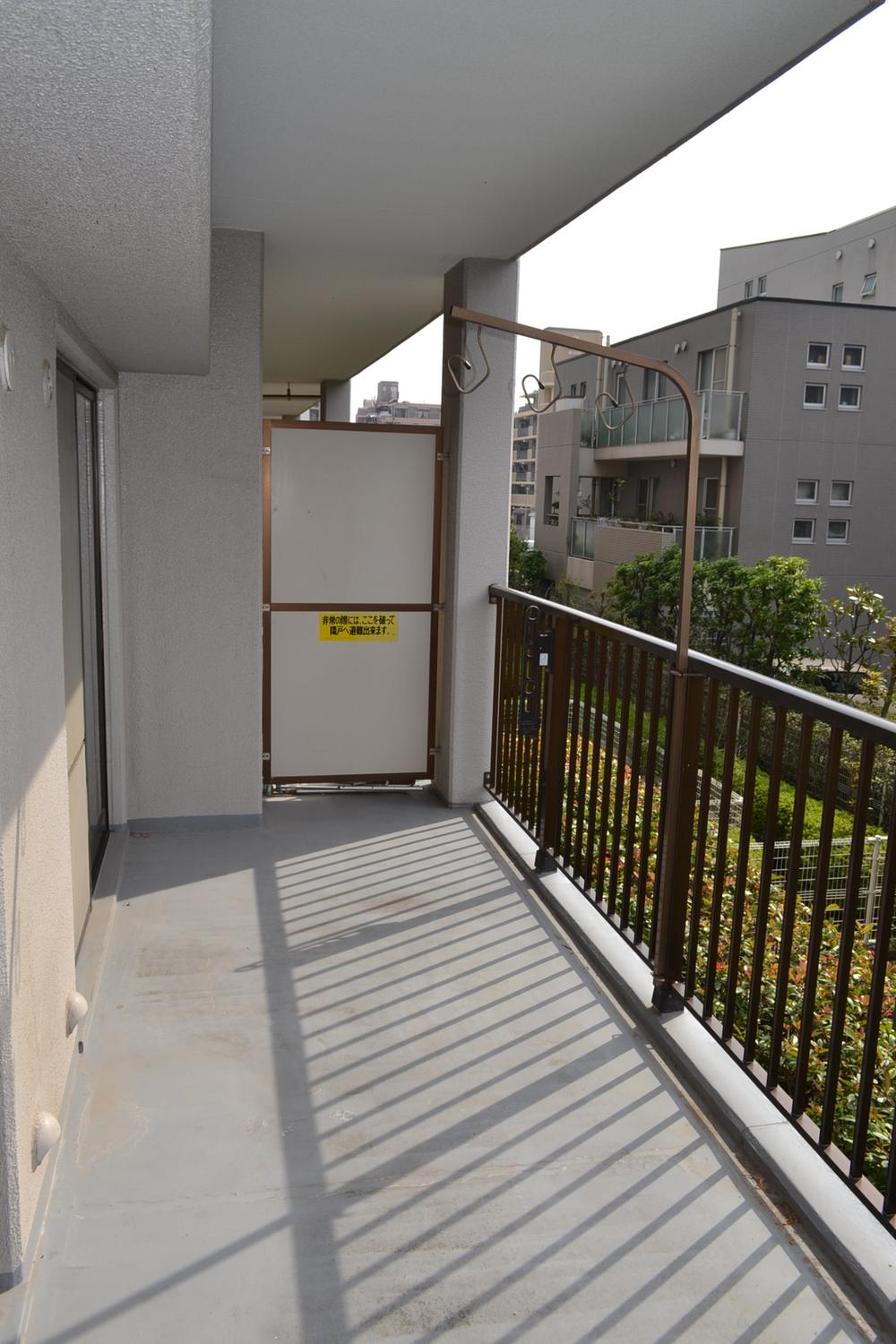 Balcony. Local (11 May 2013) Shooting