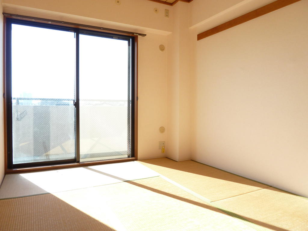 Other room space. Japanese-style room of calm atmosphere