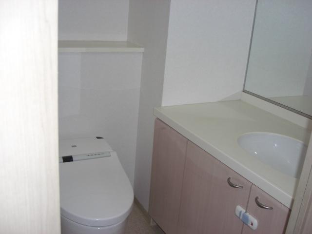 Toilet. Indoor (July 2013) Shooting