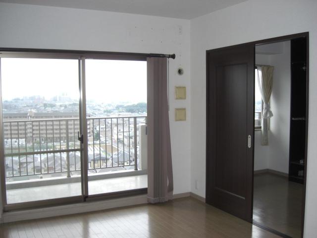 Non-living room. Indoor (July 2013) Shooting