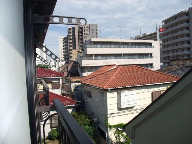 Balcony. Top-floor view