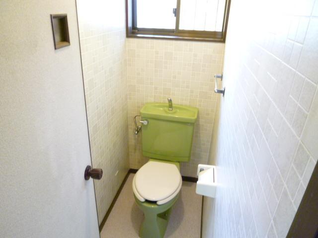 Toilet