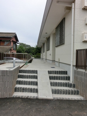 Entrance. Beautifully landscaped entrance