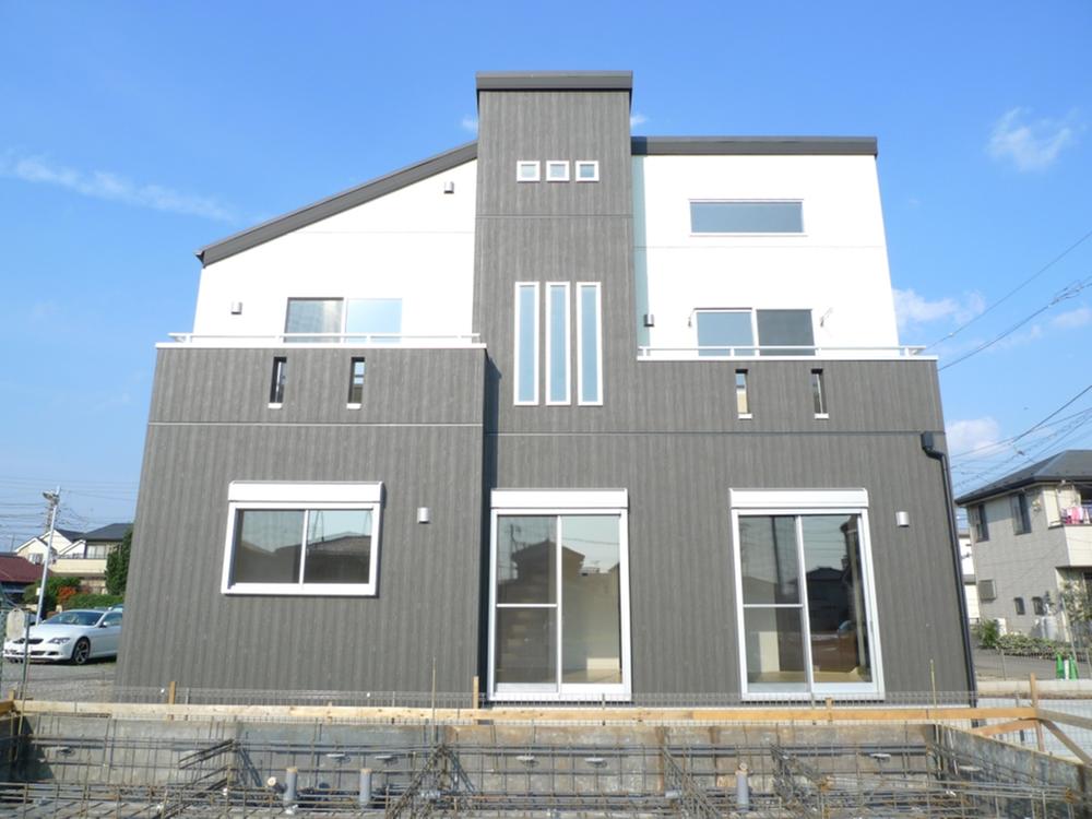 Local appearance photo