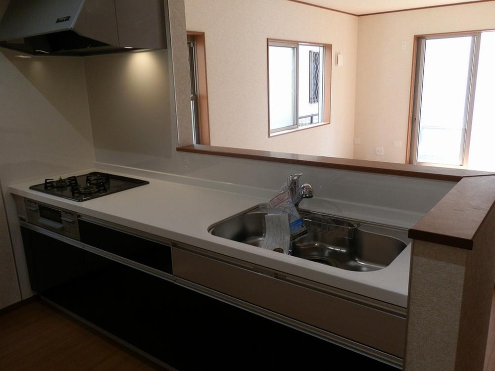 Same specifications photo (kitchen)