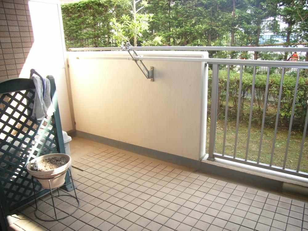 Balcony. Local (10 May 2013) Shooting