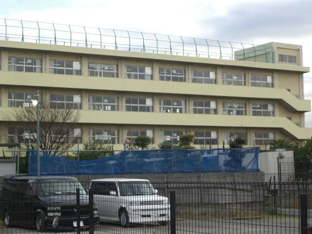 Primary school. Municipal Nobuatsu up to elementary school (elementary school) 980m