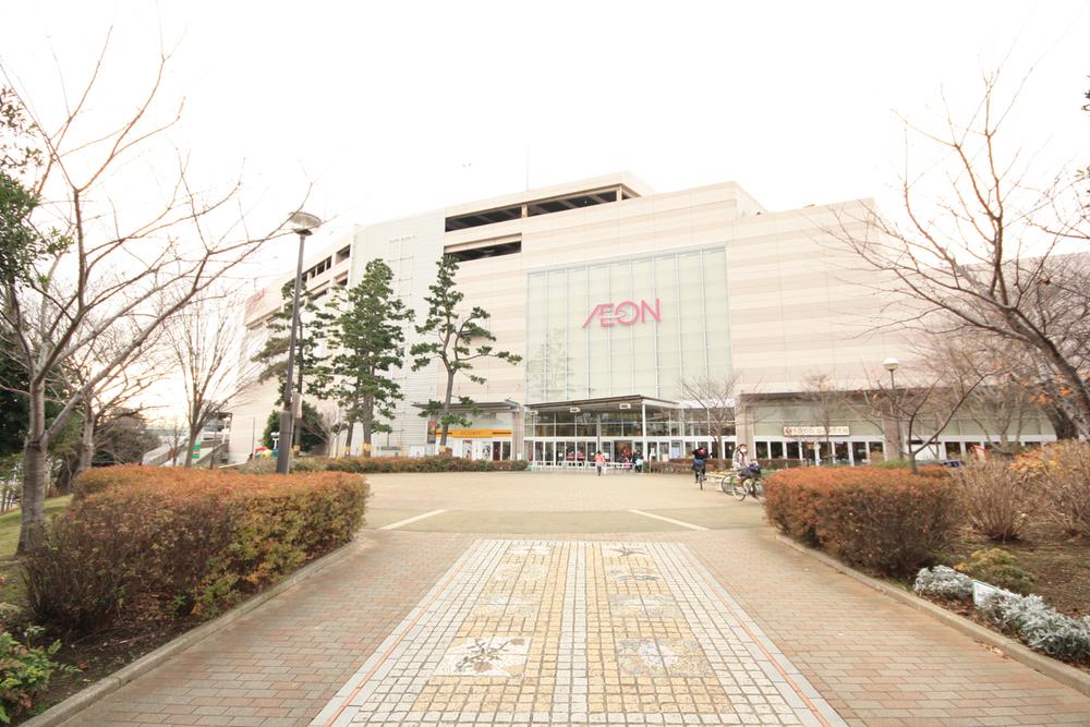 Shopping centre. 1600m to Tsudanuma ion Mall